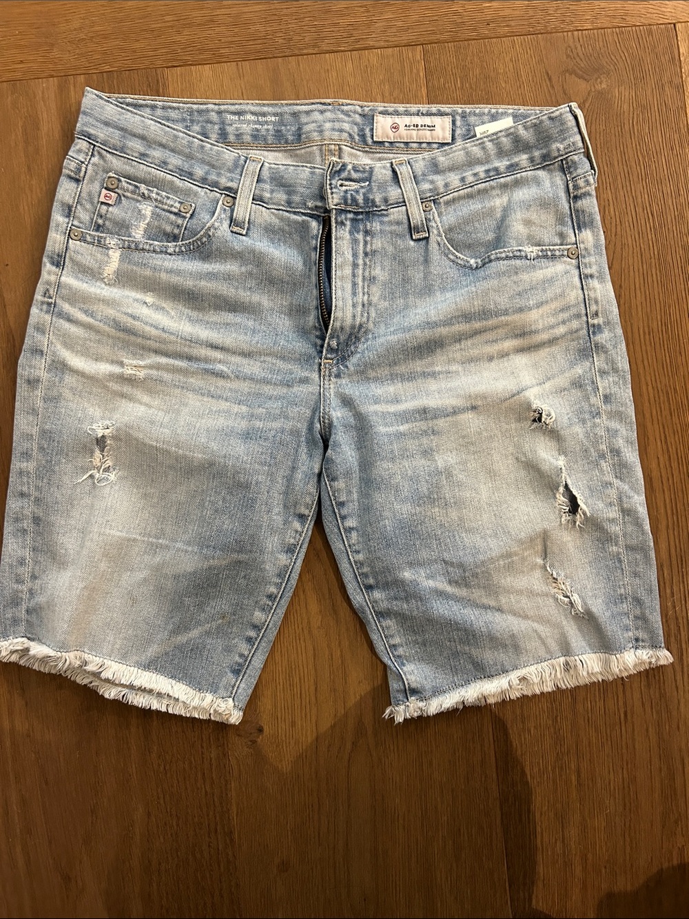 AG Adriano Goldschmied The Nikki Short Light Blue Denim